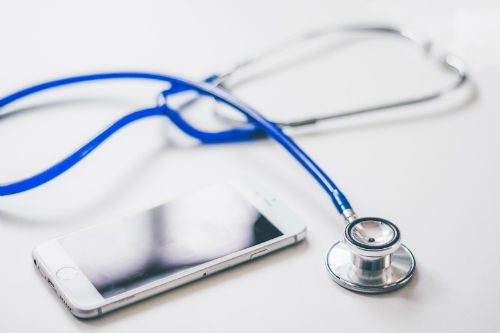 stethoscope 2617700 1920